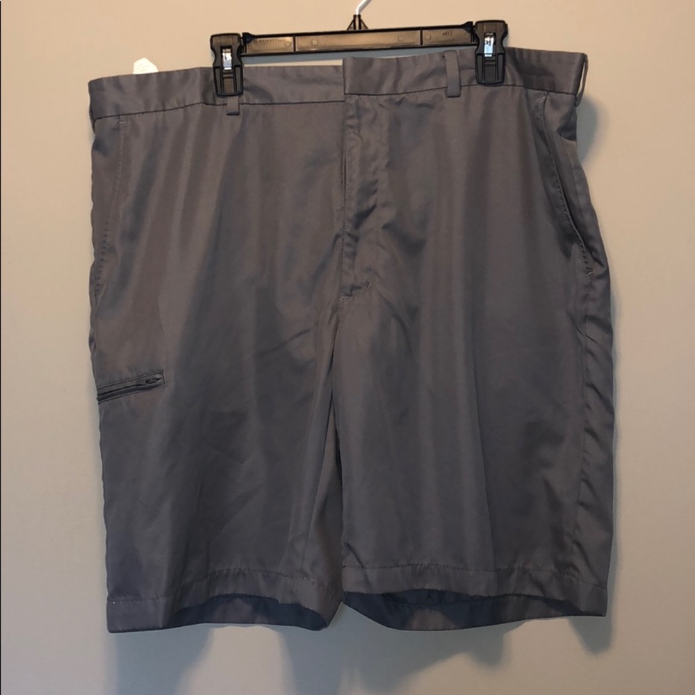 Grand slam performance golf shorts